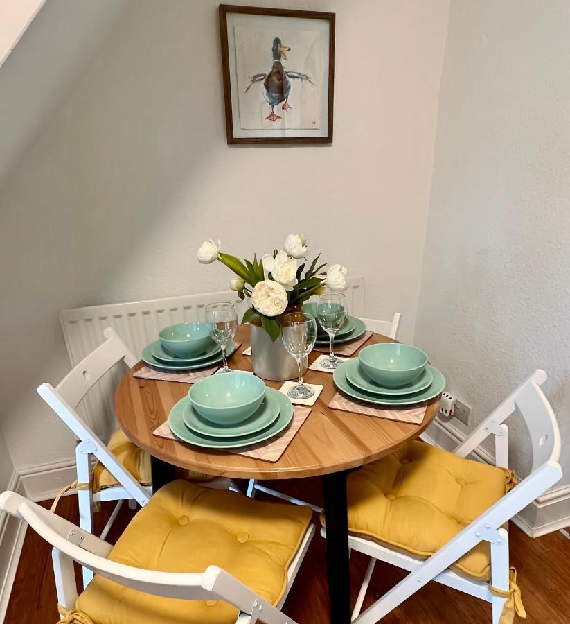 Charming Victorian Cottage Steps From Historic Chester - Free Parking 외부 사진